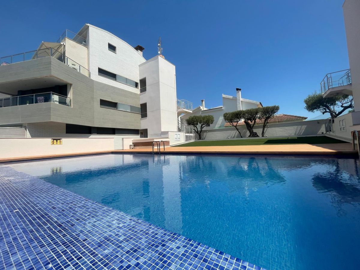 Piscina de Pis en venda en Vinaròs amb Terrassa i Piscina comunitària