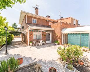 Jardí de Casa o xalet en venda en Arroyomolinos (Madrid) amb Calefacció, Jardí privat i Terrassa