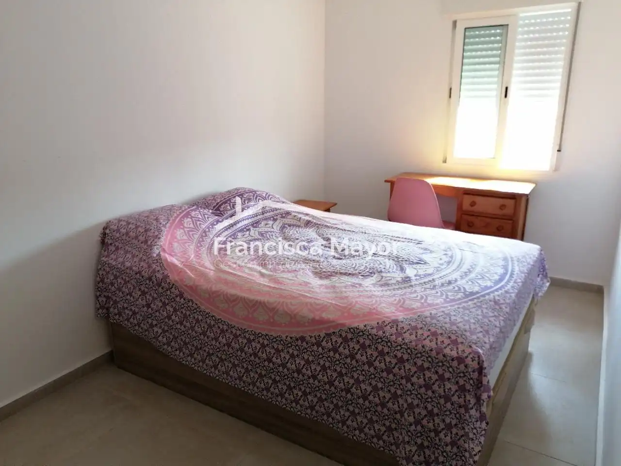 Habitación de Piso de alquiler en Valencia con Trastero, Amueblado y Balcón