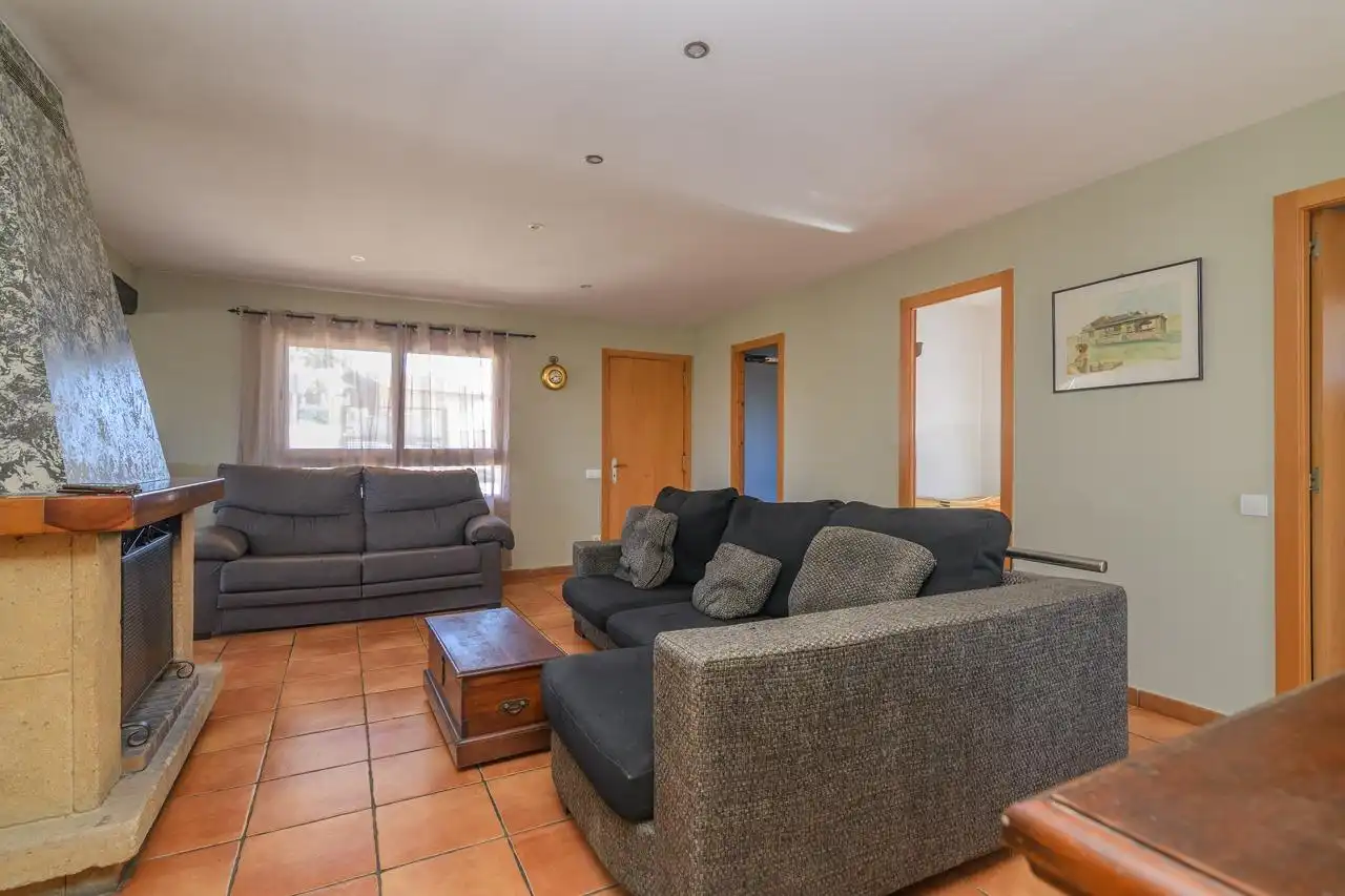 Sala de estar de Casa o chalet en venta en Fonollosa con Aire acondicionado, Jardín privado y Terraza