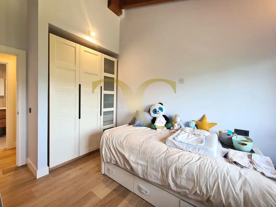 Bedroom of Houses for sale in Oviedo   with Air Conditioner, Heating and Private garden
