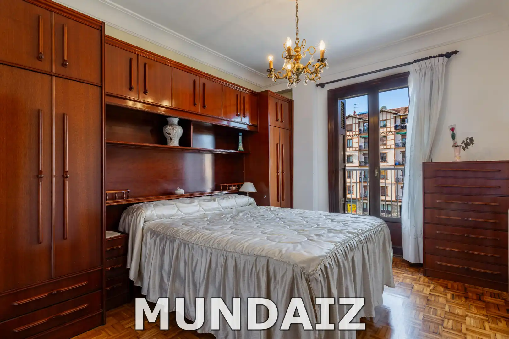 Habitación de Piso en venta en Donostia - San Sebastián  con Calefacción, Amueblado y Horno