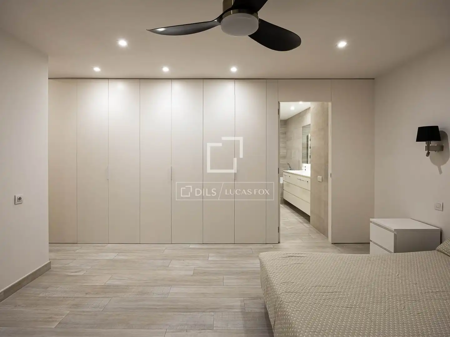 Habitación de Piso en venta en Barcelona con Aire acondicionado