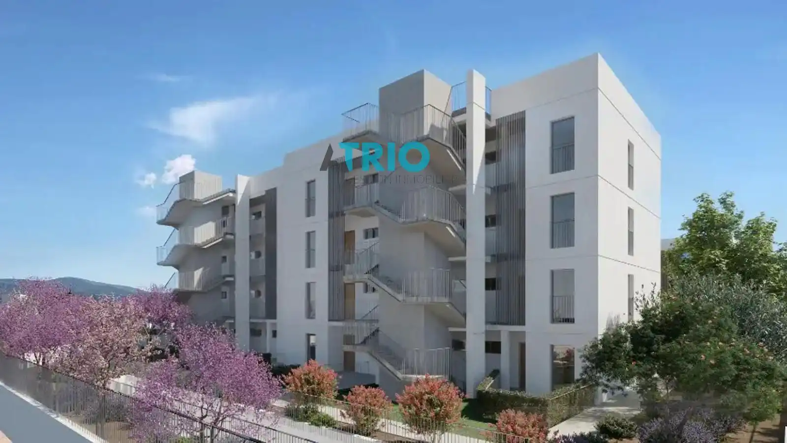 Vista exterior de Pis en venda en Calvià amb Aire condicionat, Terrassa i Piscina