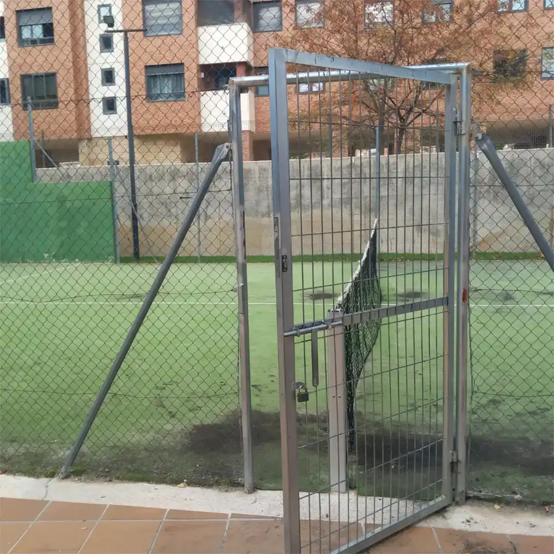 Jardí de Pis de lloguer en Ávila amb Jardí privat, Parquet i Piscina