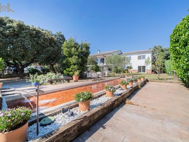 Villa avec balcon à vendre à Calle de San Ignacio