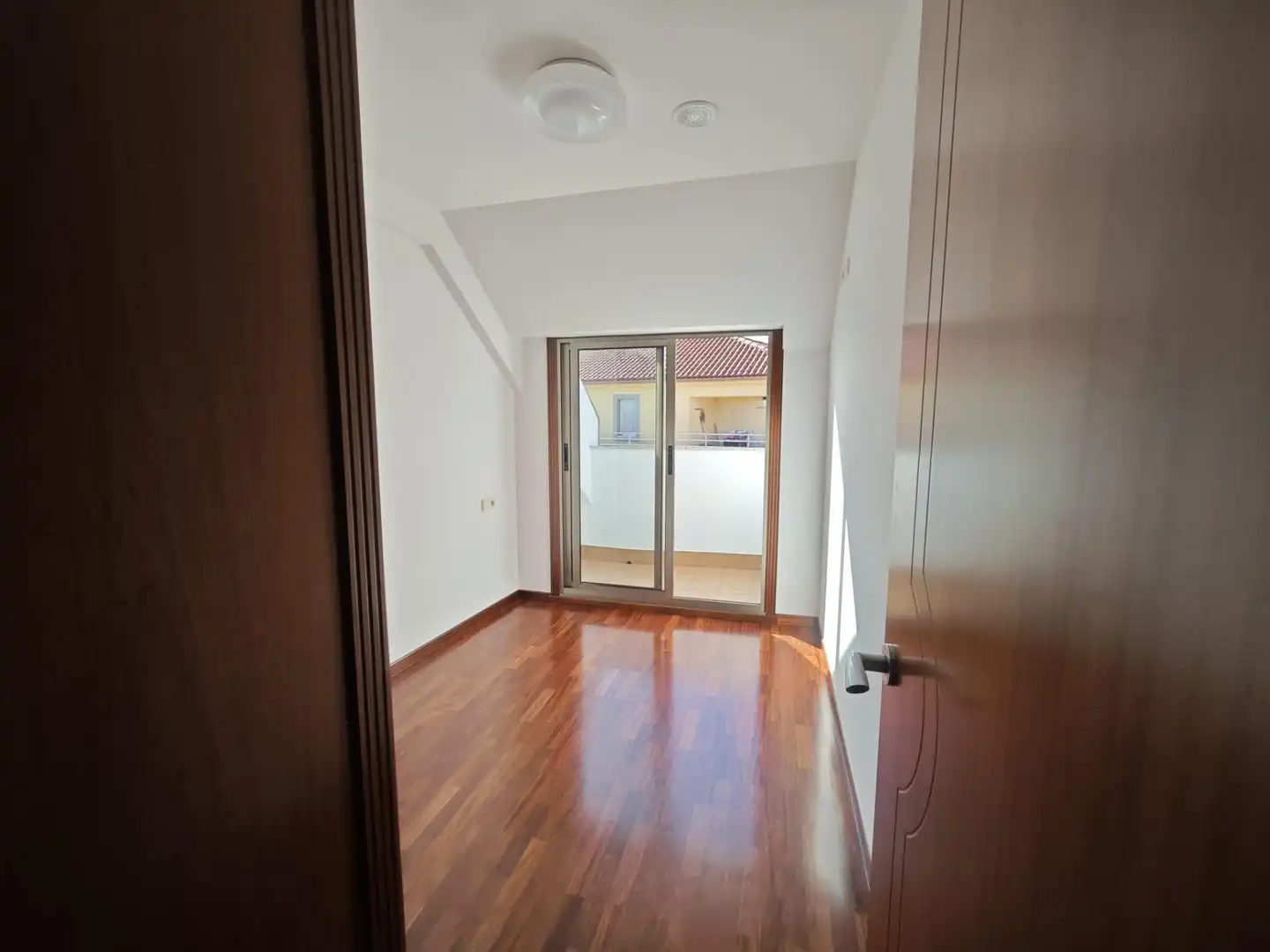 Wohnung zur Miete in Arteixo mit Terrasse und Abstellraum