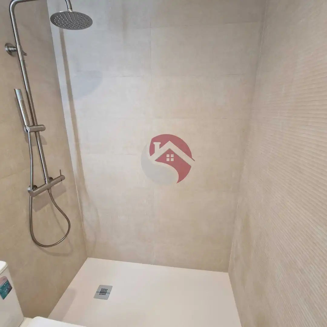 Baño de Piso en venta en Málaga con Aire acondicionado y Terraza