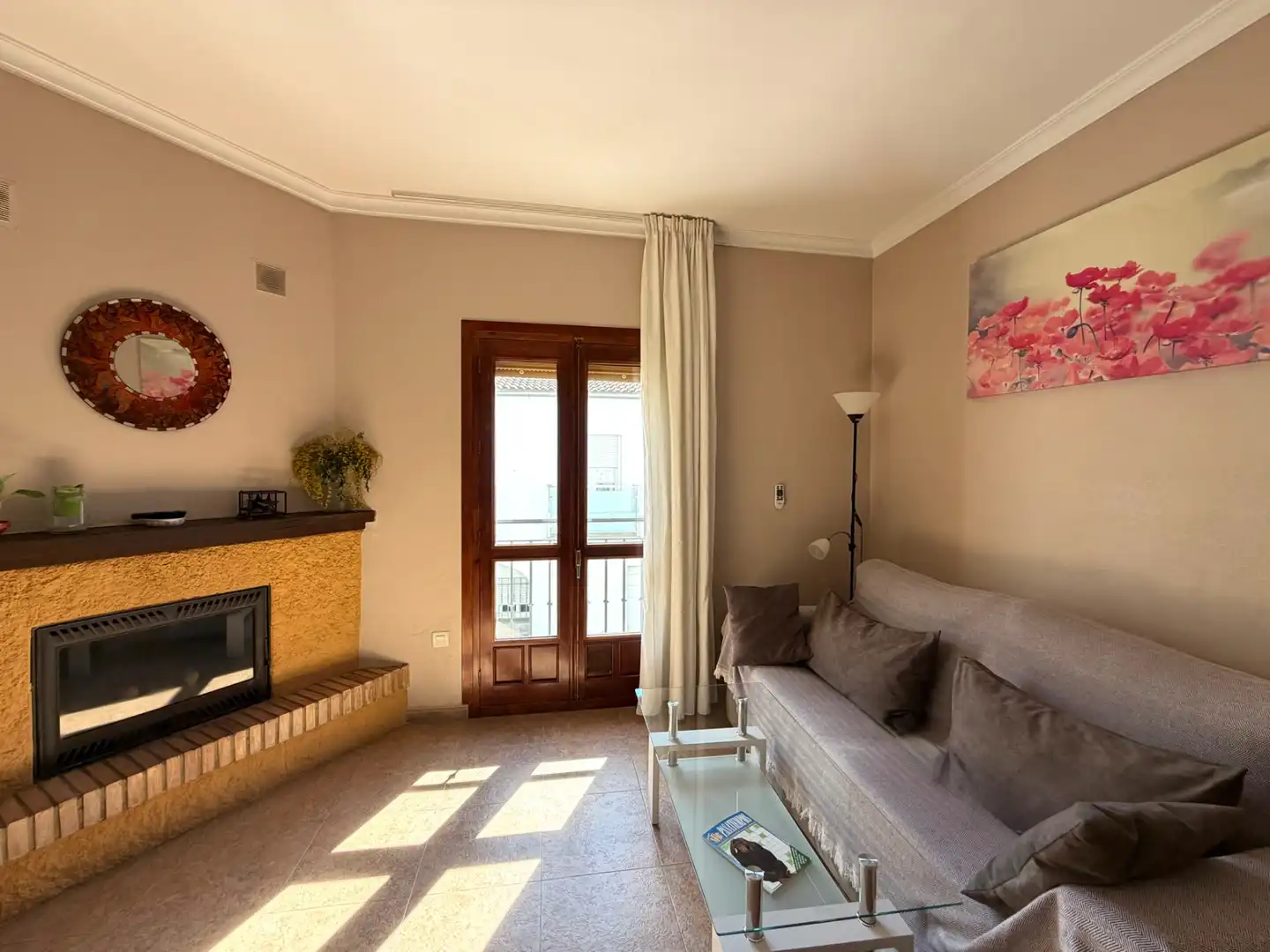 Sala de estar de Casa adosada en venta en Ardales con Aire acondicionado, Terraza y Amueblado