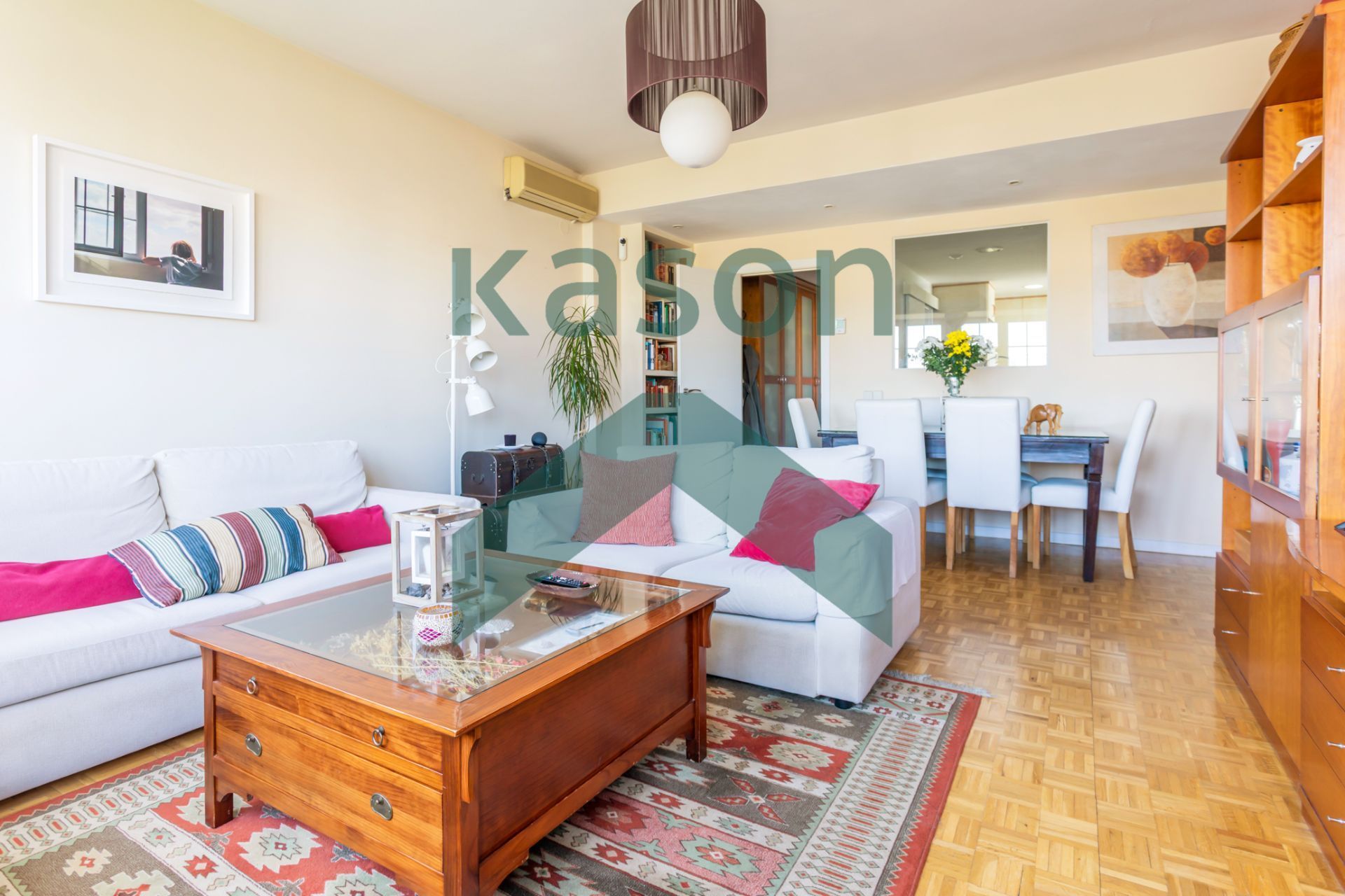 Living room of Flat for sale in  Madrid Capital  with Air Conditioner and Heating