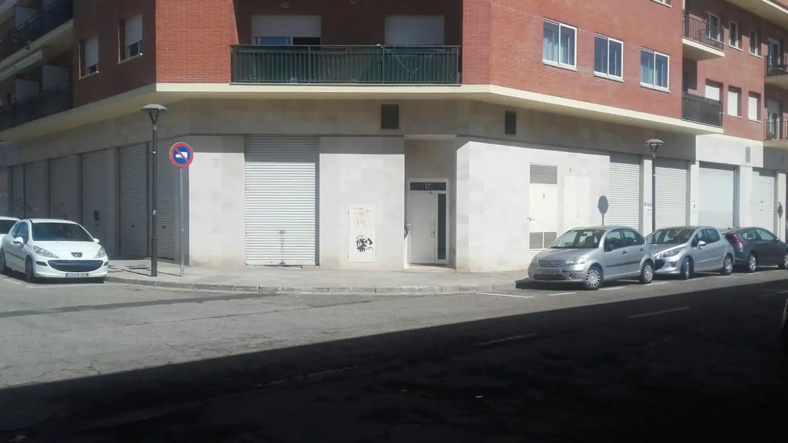 Exterior view of Commercial properties for sale in Reus