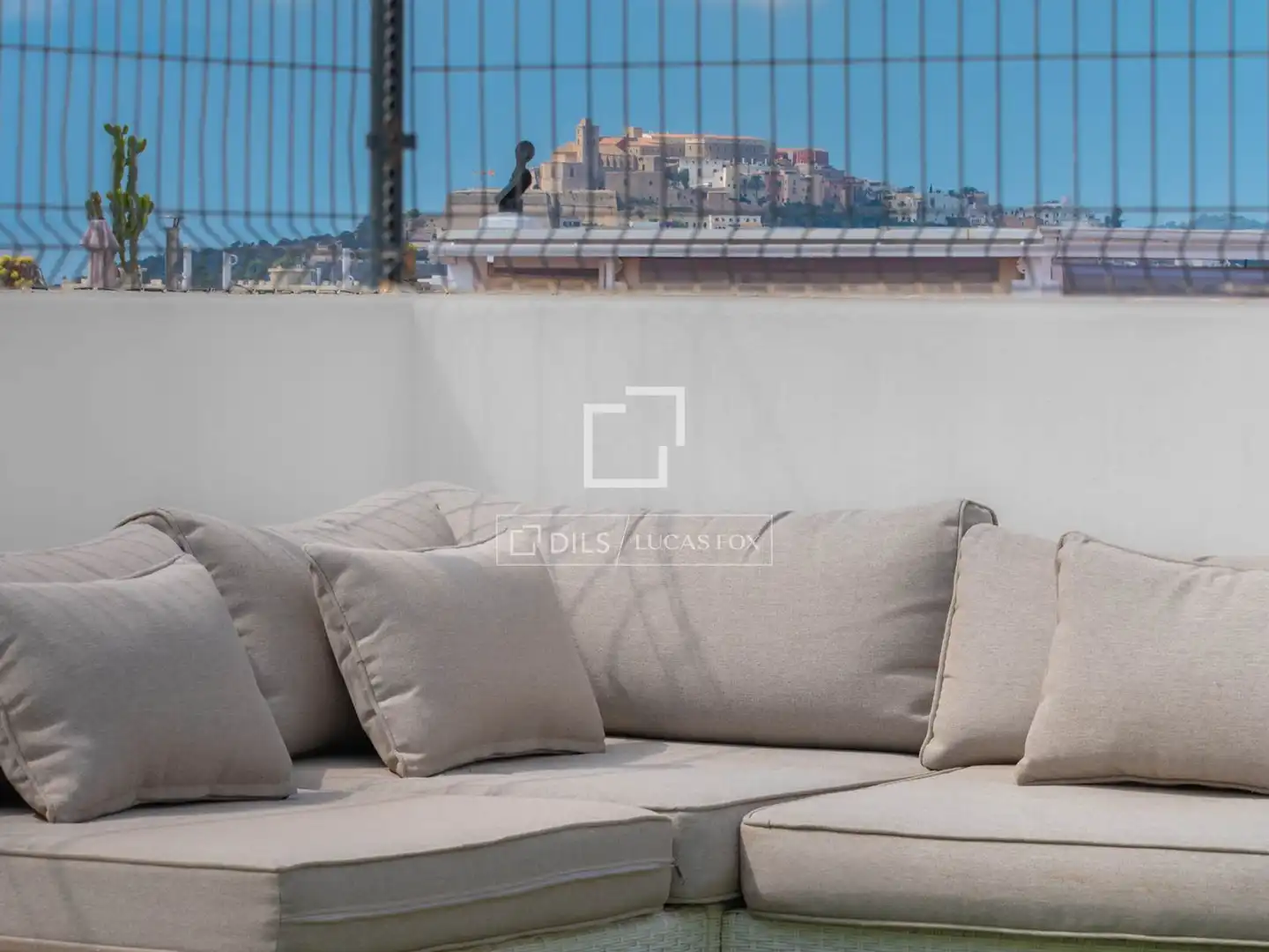 Terrace of Flat for sale in Santa Eulària des Riu  with Air Conditioner and Furnished