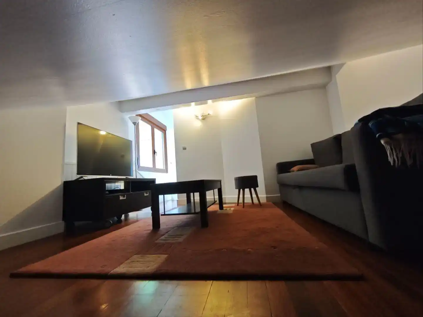 Sala d'estar de Àtic en venda en Donostia - San Sebastián  amb Aire condicionat, Traster i Moblat