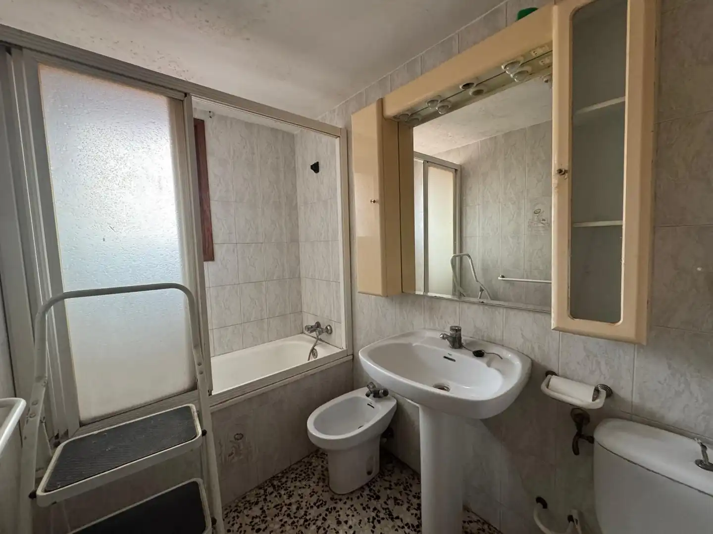 Baño de Piso en venta en Borja con Aire acondicionado, Calefacción y Terraza