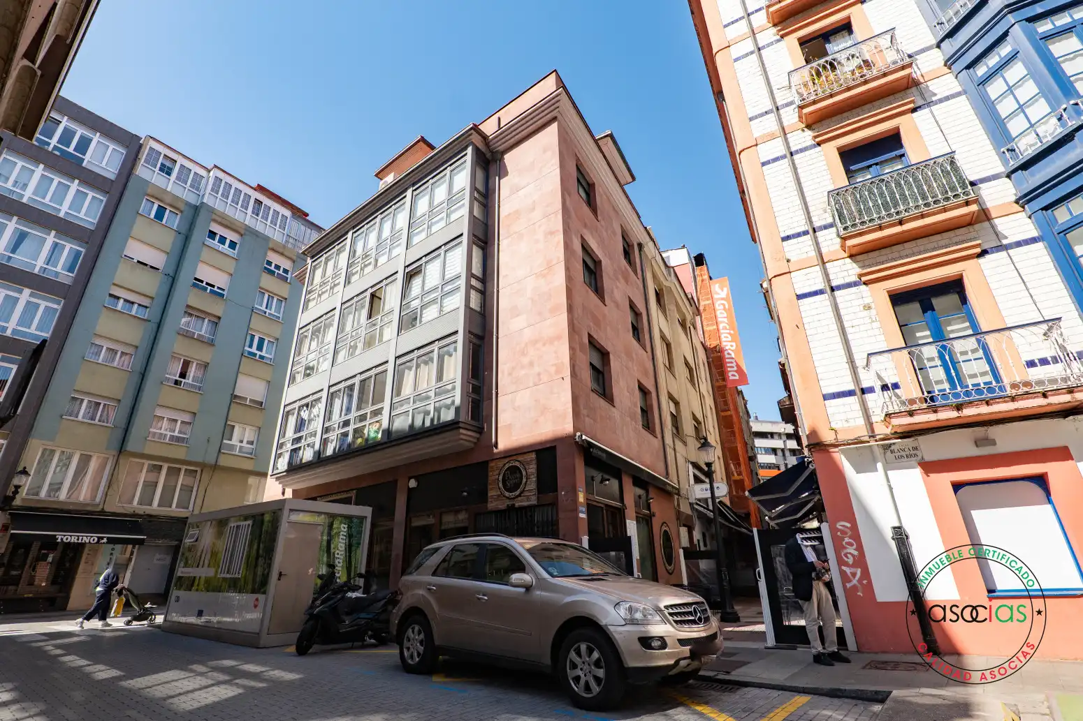 Vista exterior de Piso en venta en Gijón  con Calefacción y Trastero