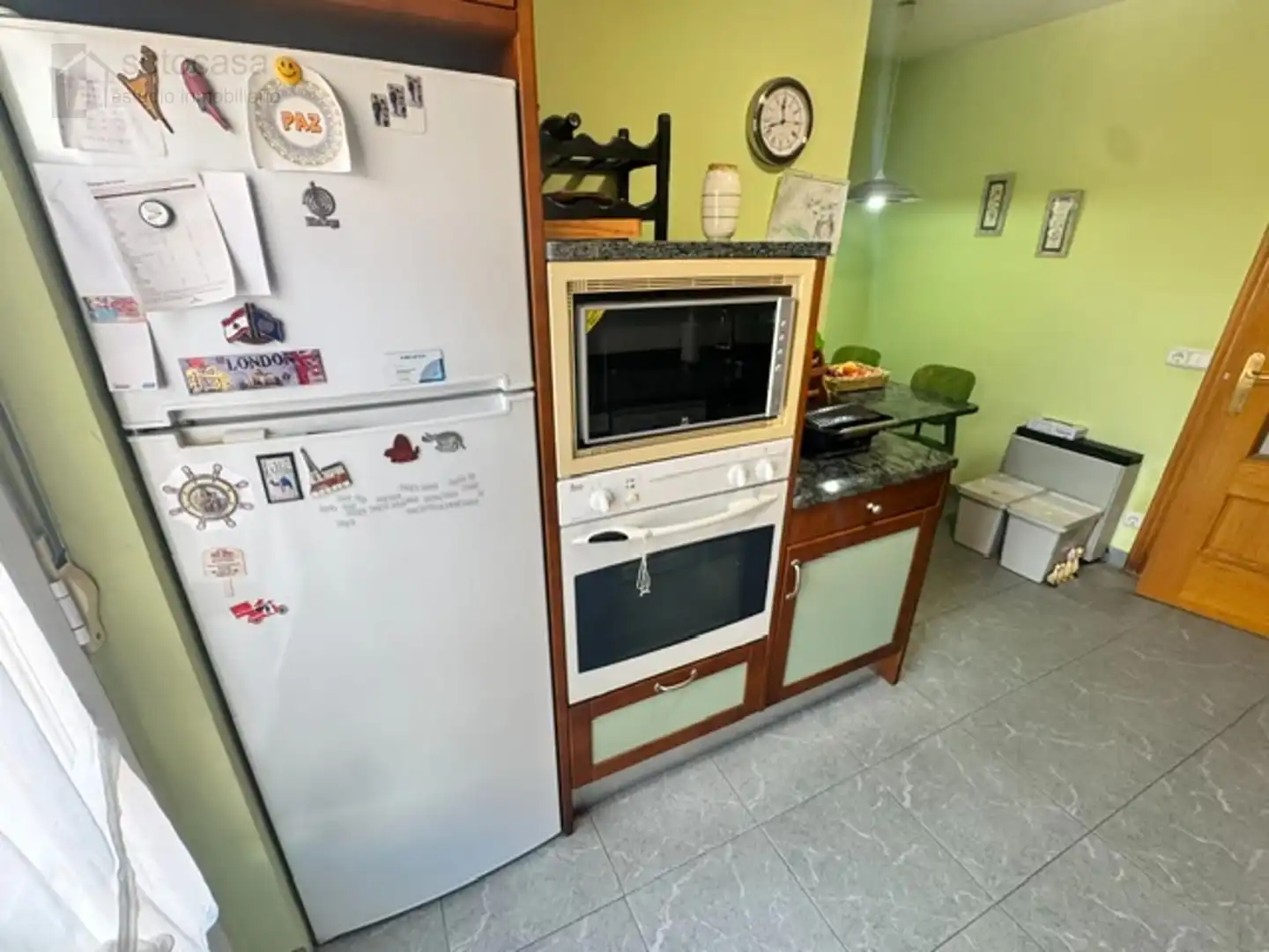 Kitchen of Flat for sale in Valladolid  with Heating, Terrace and Furnished