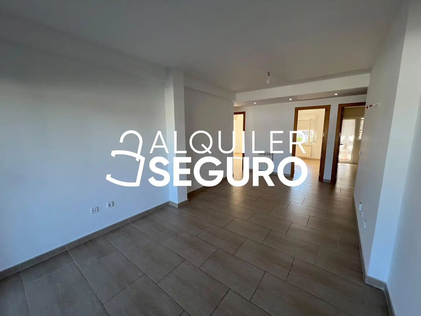Wohnung zur Miete in Colmenar Viejo mit Heizung, Terrasse und Schwimmbad