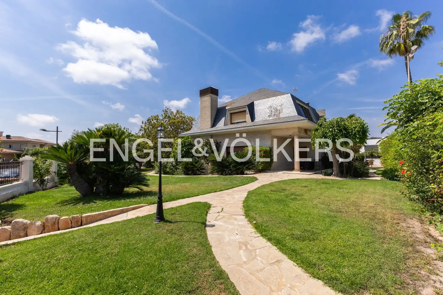 Casa con piscina en venta en Casas Verdes, imagen 2