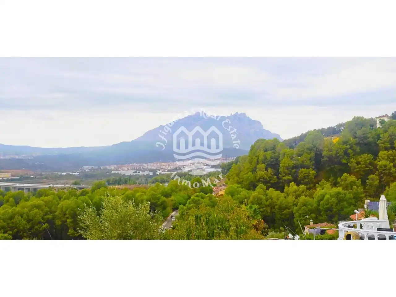 Vista exterior de Casa o xalet en venda en Abrera amb Aire condicionat, Calefacció i Jardí privat