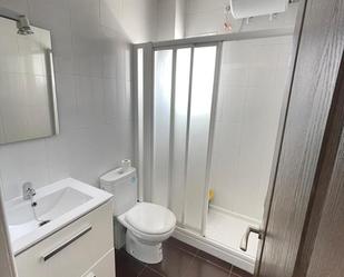 Bathroom of Flat to rent in  Sevilla Capital  with Air Conditioner, Furnished and Balcony