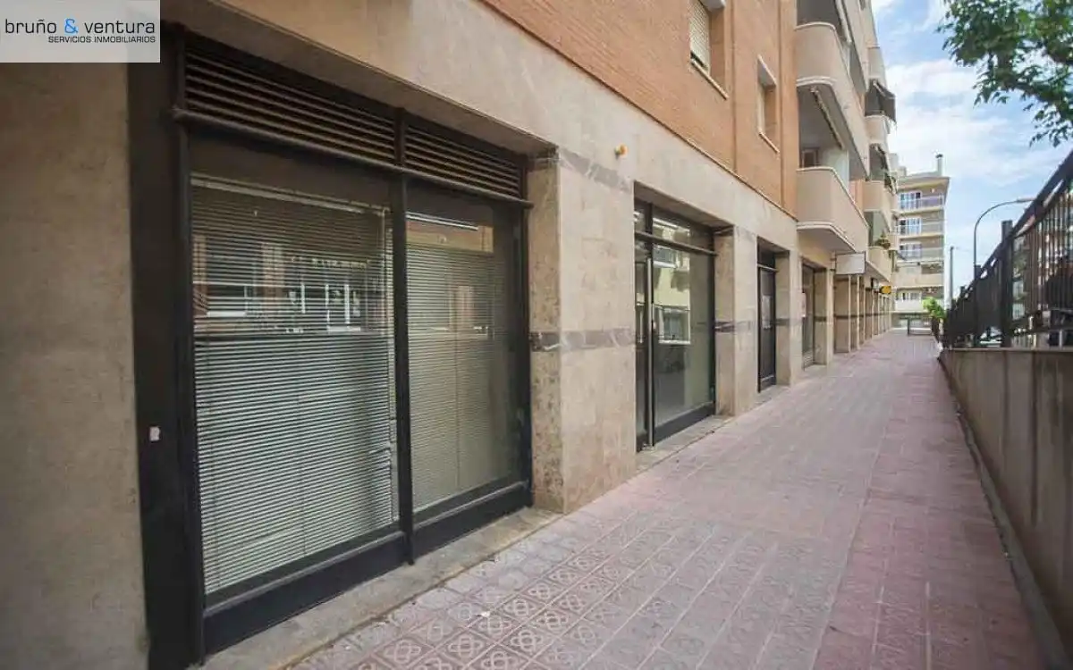 Local comercial en venda a Calle FILADORS, imagen 4
