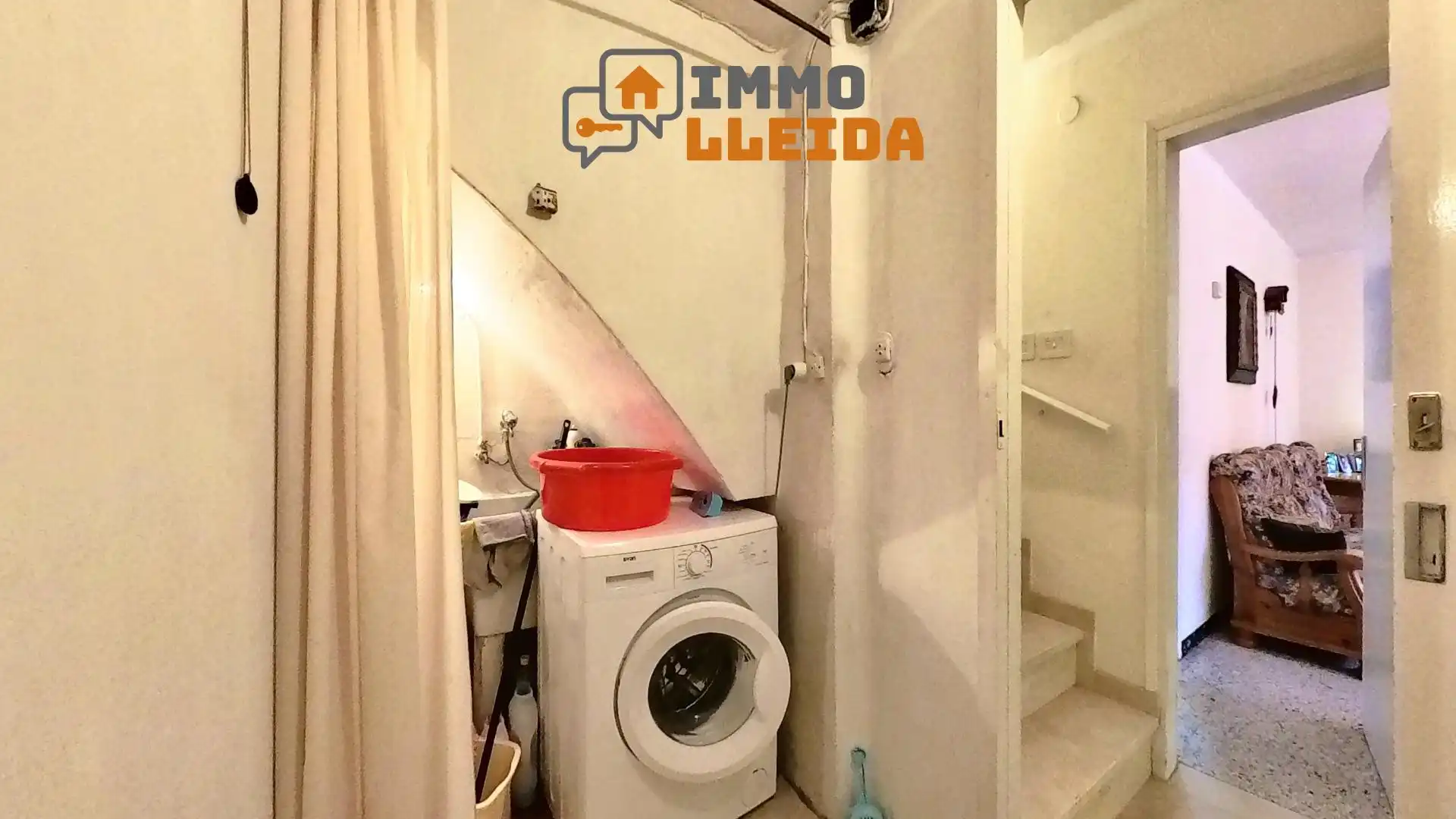 Casa adosada en venta en Camarasa con Calefacción, Terraza y Trastero