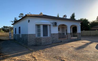 Vista exterior de Casa o xalet en venda en Castilblanco de los Arroyos amb Piscina comunitària