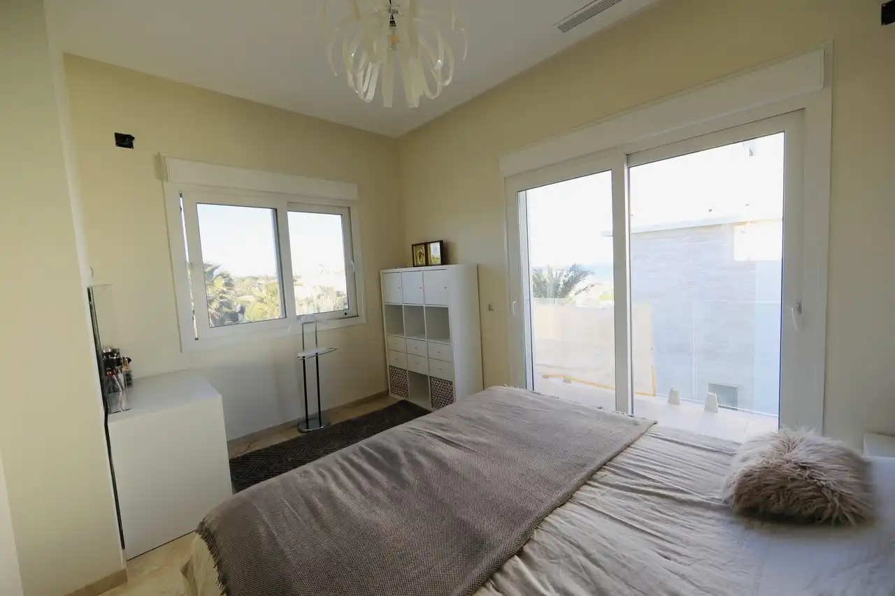 Chalet con piscina en venta en Orihuela Costa, imagen 23
