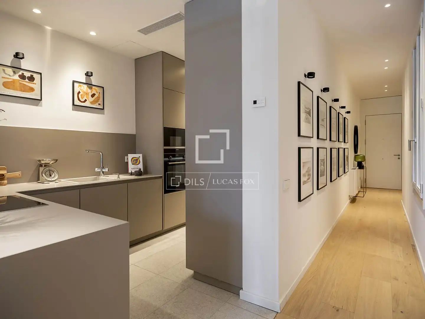 Appartamento con terrazza in vendita a Eixample, imagen 6
