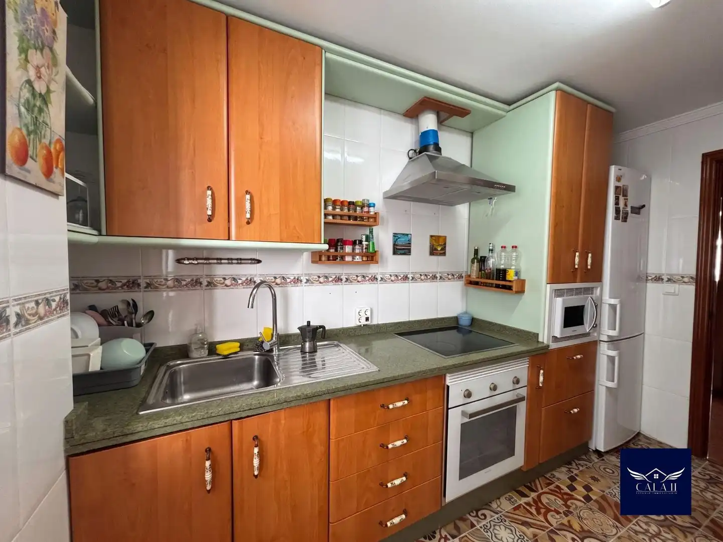 Küche von Wohnung zum Verkauf in Huelva mit Klimaanlage, Möbliert und Balkon