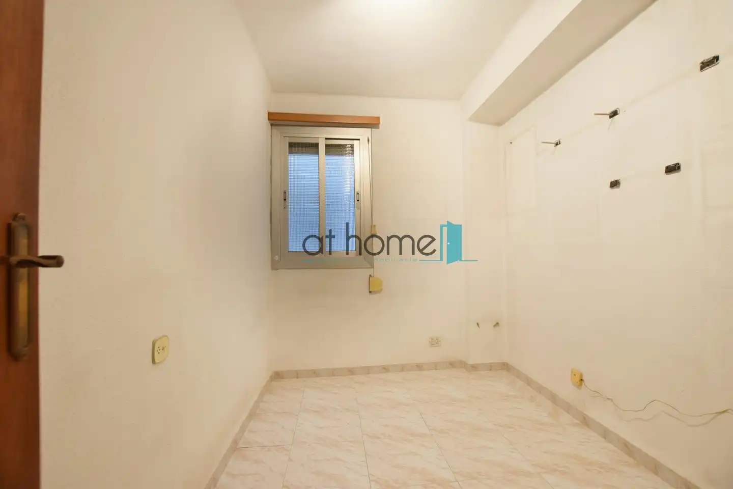 Habitación de Piso en venta en Valencia con Aire acondicionado