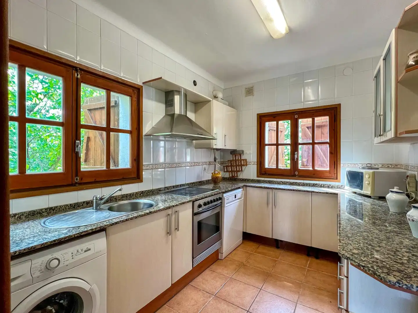 Cocina de Casa o chalet en venta en Vallgorguina con Calefacción, Jardín privado y Terraza