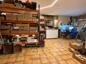 Kitchen of Commercial properties for sale in Donostia - San Sebastián   with Air Conditioner, Heating and Furnished