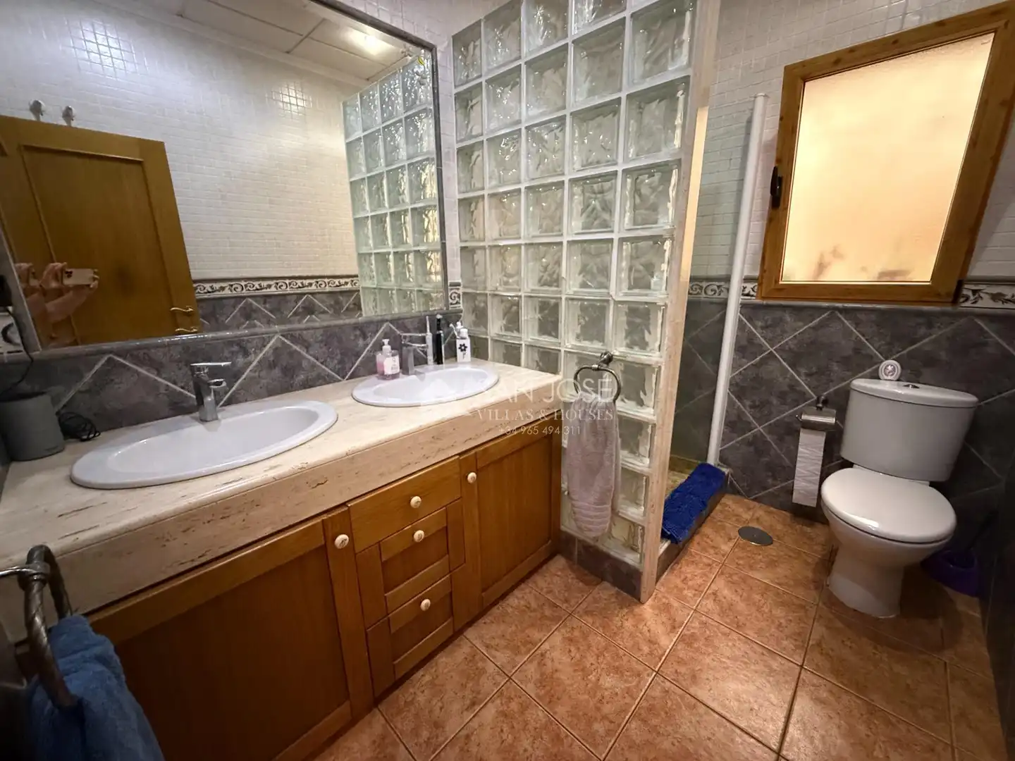 Bany de Casa o xalet en venda en Aspe amb Aire condicionat, Terrassa i Traster