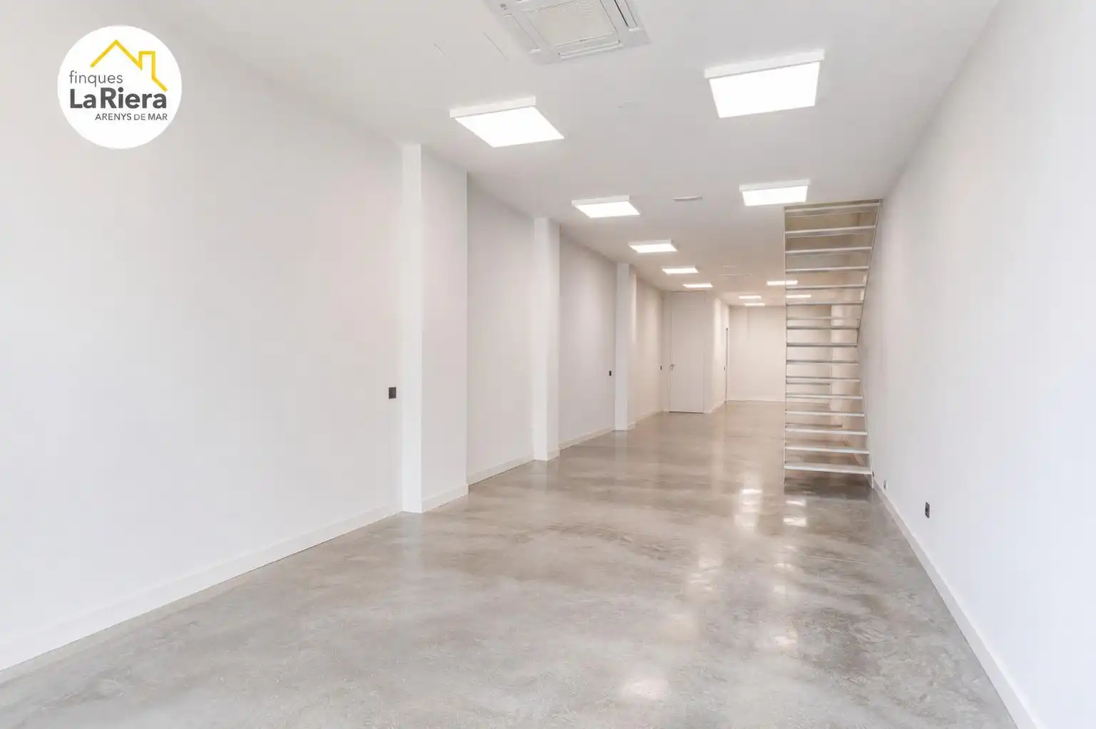 Local commercial à vendre à RIERA BISBE POL 79, imagen 5