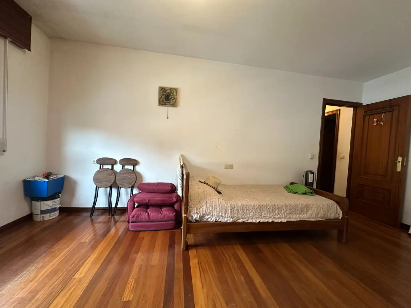 Schlafzimmer von Wohnung zum Verkauf in Bertamirans