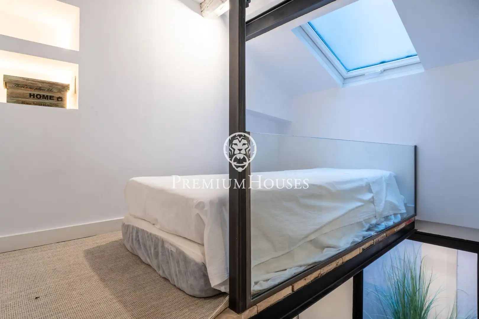 Bedroom of Flat for sale in Vilanova i la Geltrú  with Air Conditioner, Heating and Terrace