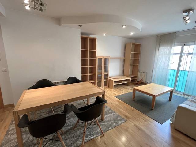 Piso en Venta en Poble