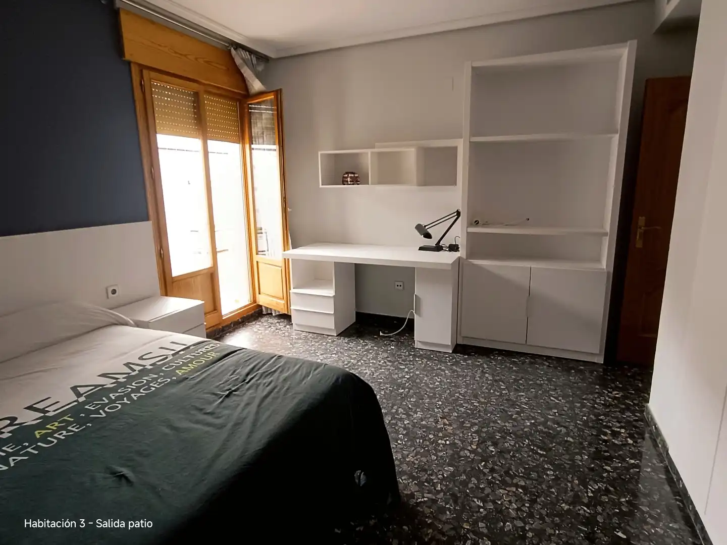 Schlafzimmer von Wohnung zur Miete in Ontinyent mit Klimaanlage, Abstellraum und Möbliert