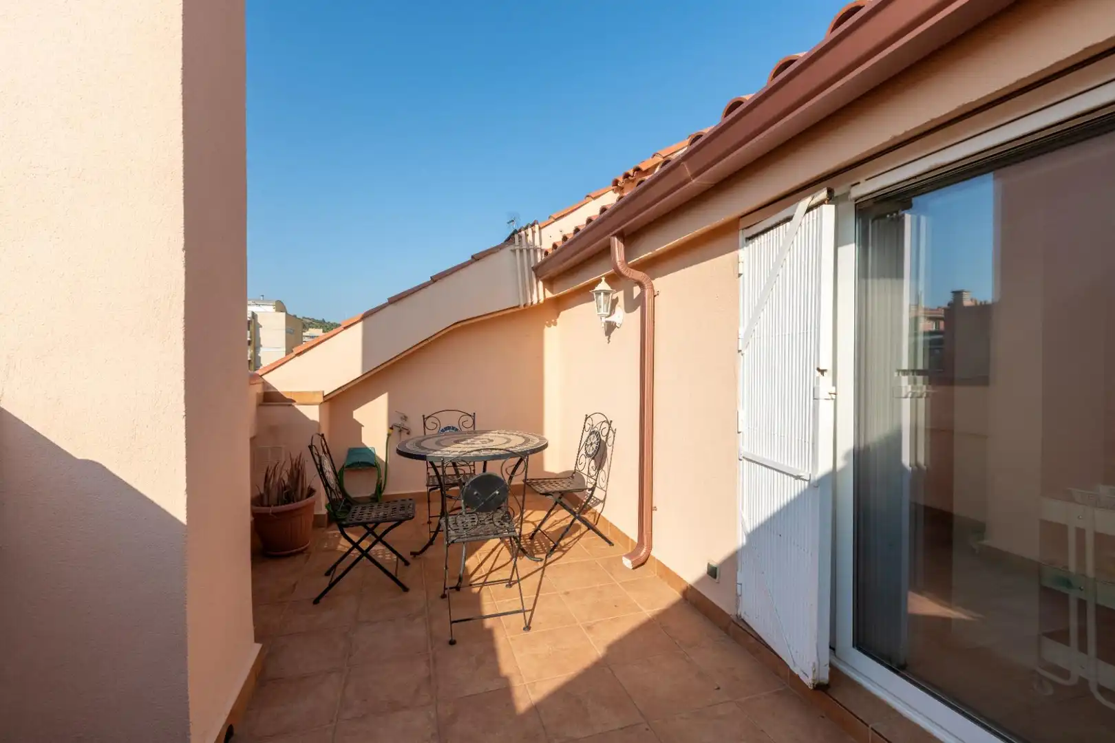 Terrassa de Àtic en venda en Sant Feliu de Llobregat amb Aire condicionat, Calefacció i Jardí privat