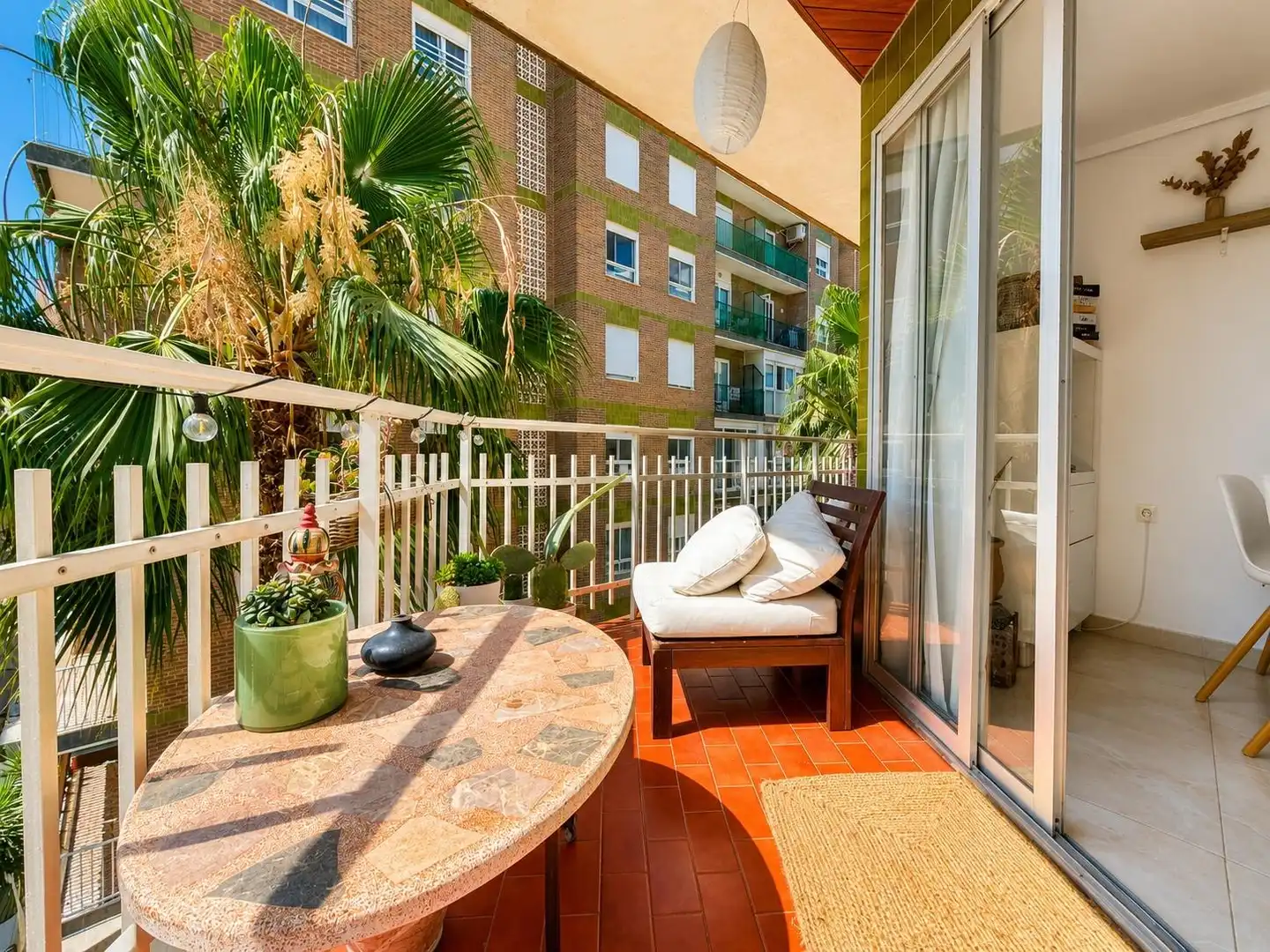 Apartment with terrace for sale in JOAQUIN CHAPAPRIETA 23, imagen 2