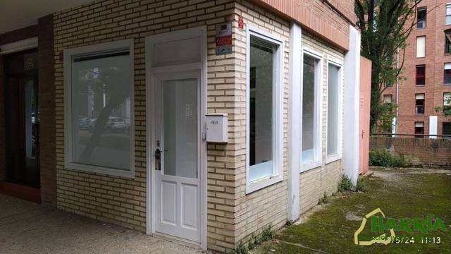 Local comercial en Alquiler en Baratzategui, 29 en Intxaurrondo