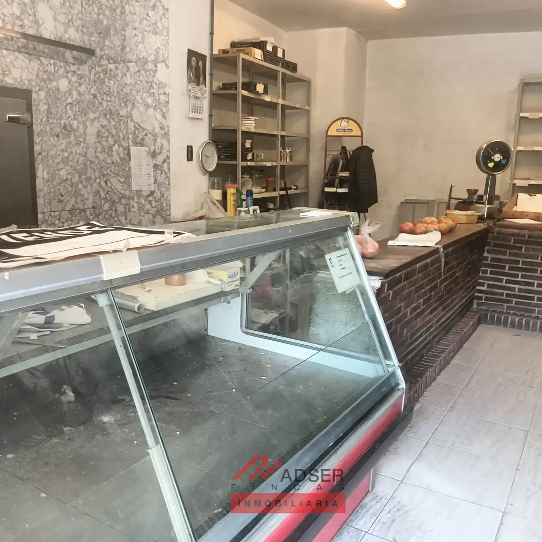 Local en venta en Villoslada de Cameros