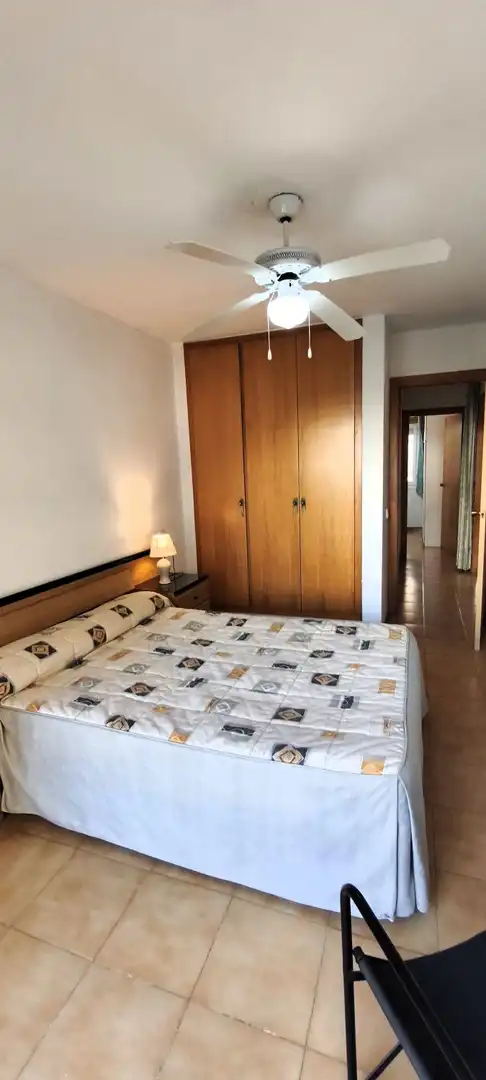 Schlafzimmer von Wohnungen zum Verkauf in Salou mit Heizung, Terrasse und Möbliert