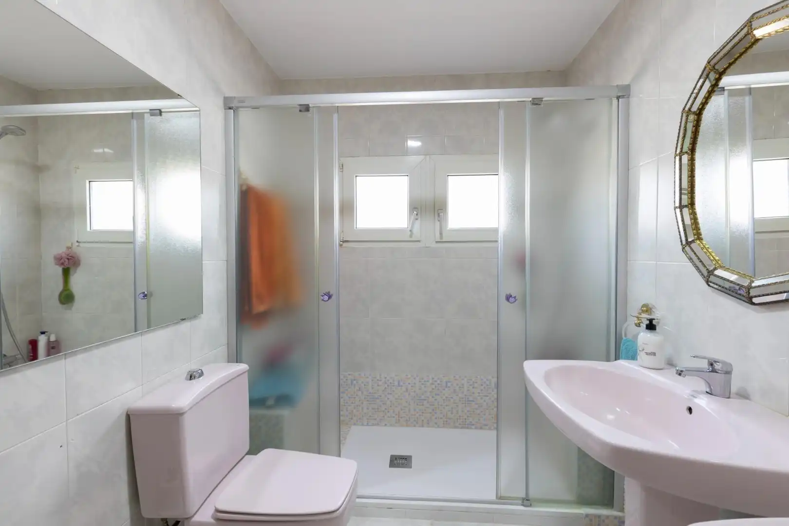 Casa o chalet en venta en Calle Calle Borgoña, Villa de Otura