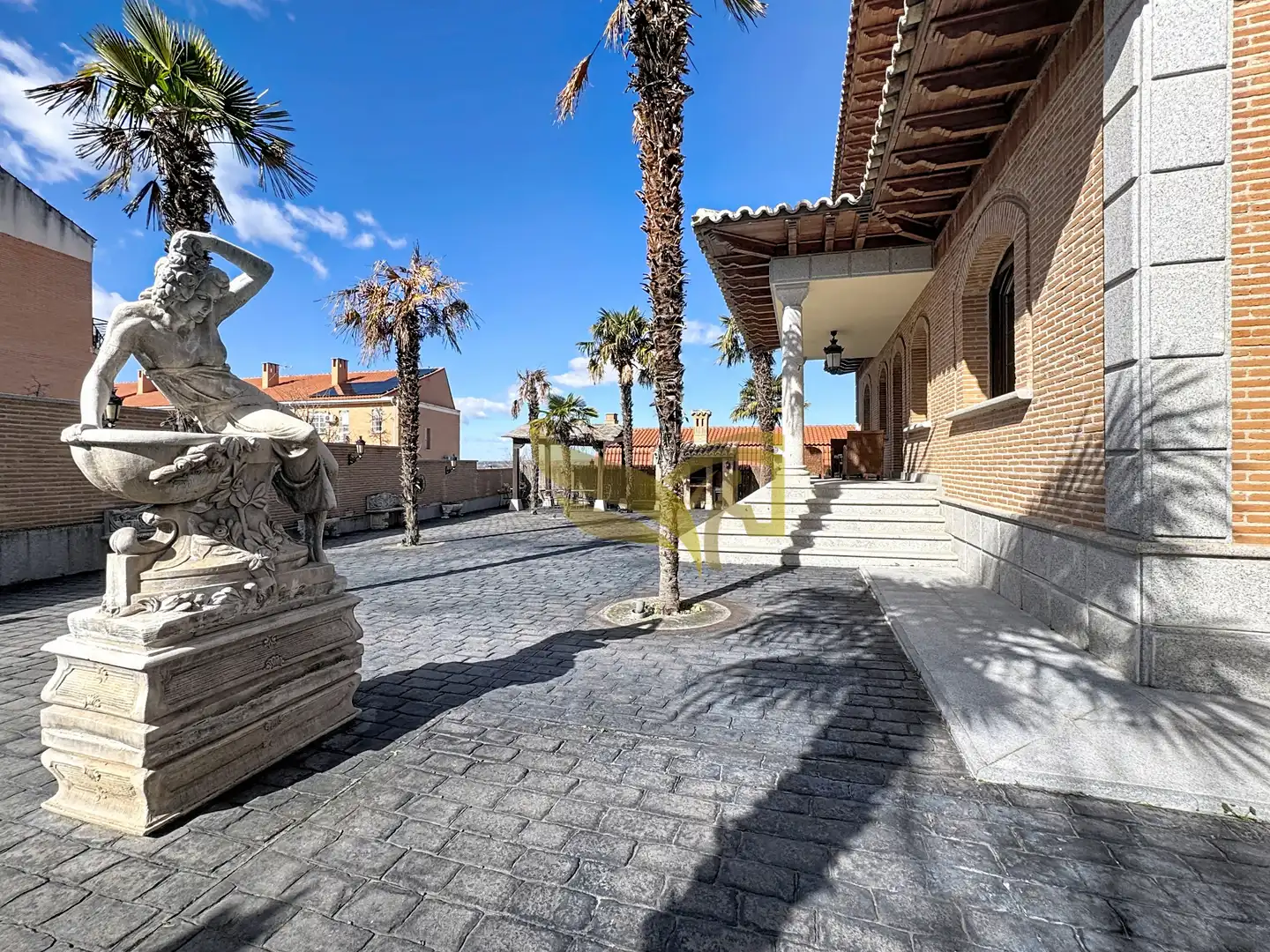 Vista exterior de Casa o chalet en venta en Aranjuez con Aire acondicionado, Calefacción y Jardín privado