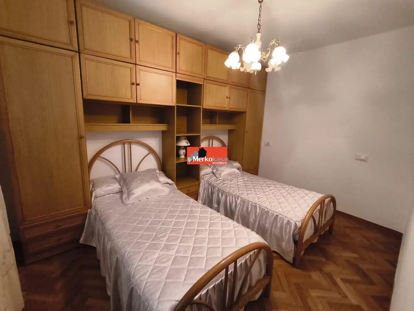 Habitación de Piso en venta en Lugo con Calefacción, Amueblado y Balcón