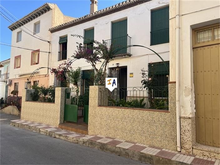 Vista exterior de Casa adosada en venda en Dúrcal amb Terrassa, Traster i Internet