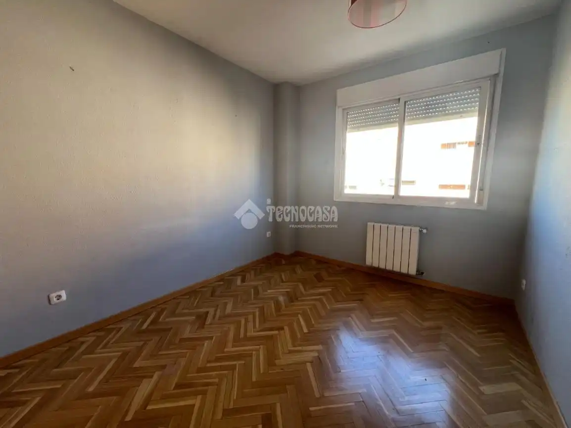 Bedroom of Flat for sale in Alcorcón  with Heating, Parquet flooring and Terrace