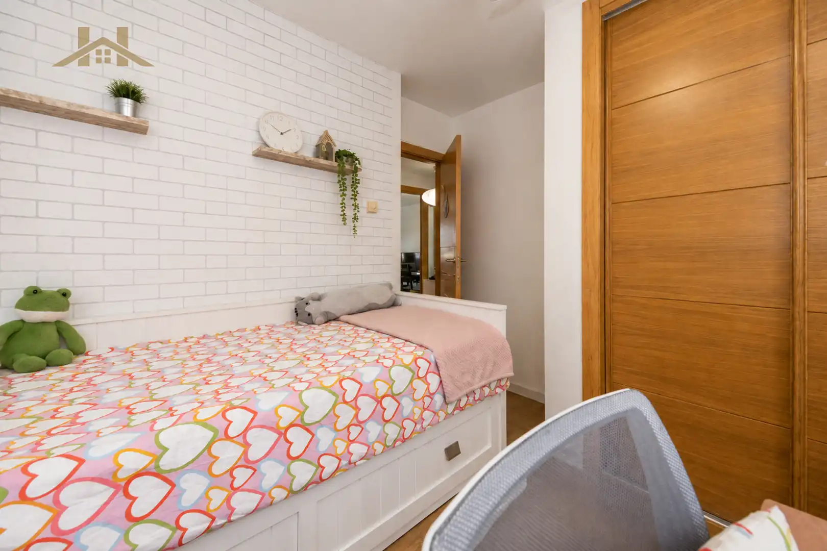 Bedroom of Flat for sale in Valdemorillo  with Air Conditioner, Heating and Storage room